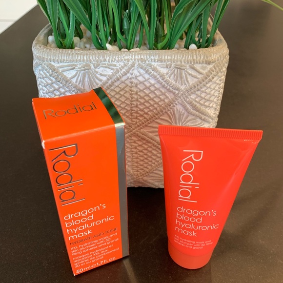 Rodial Other - RODIAL Dragon’s Blood Hyaluronic Face Mask- Plump, Hydrate & Blur Fine Lines 🐉